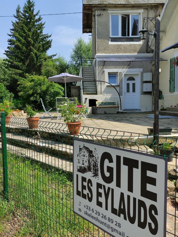 Gite Les Eylauds Pionsat Eksteriør billede